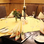 Haus Schieferstein Otel Dahlem (Euskirchen)