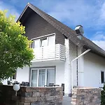 Haus Schieferstein Otel Dahlem (Euskirchen)