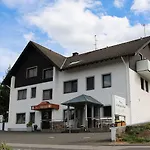 Haus Schieferstein Otel