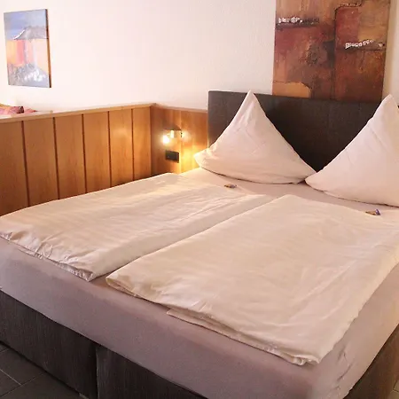 Haus Schieferstein 3*