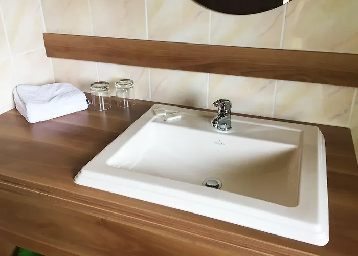 Haus Schieferstein Hotel 3*